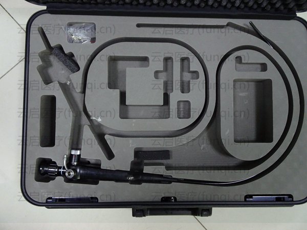 Pentax FB-15RBS纖維支氣管鏡，有黑斑，光束沒亮度