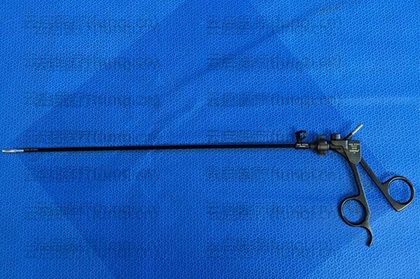 STORZ 33300  剪刀  有卡頓，刀頭不鋒利