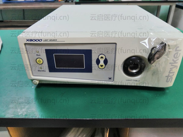 STRYKER X8000冷光源  開機(jī)燈不亮，有異常響聲.jpg