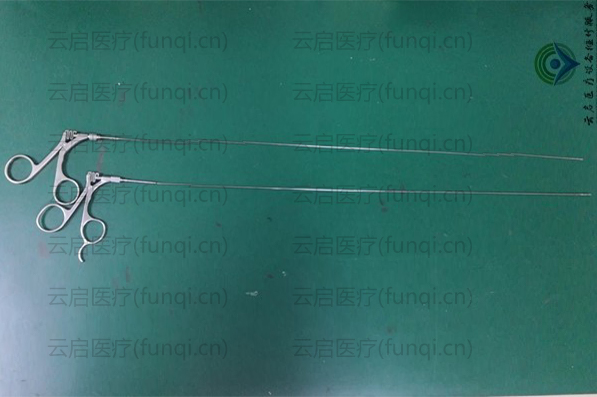 R.WOIF 8954.68 腎鉗 外管與手柄連接脫焊，無法使用 600小 水印 1093.jpg