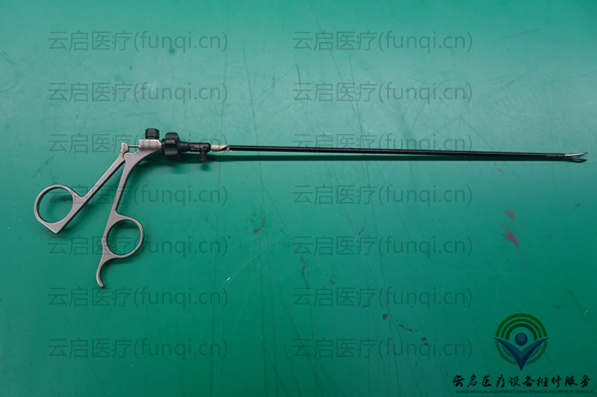 STORZ 33131 雙極分離鉗 600小 水印 1091.jpg